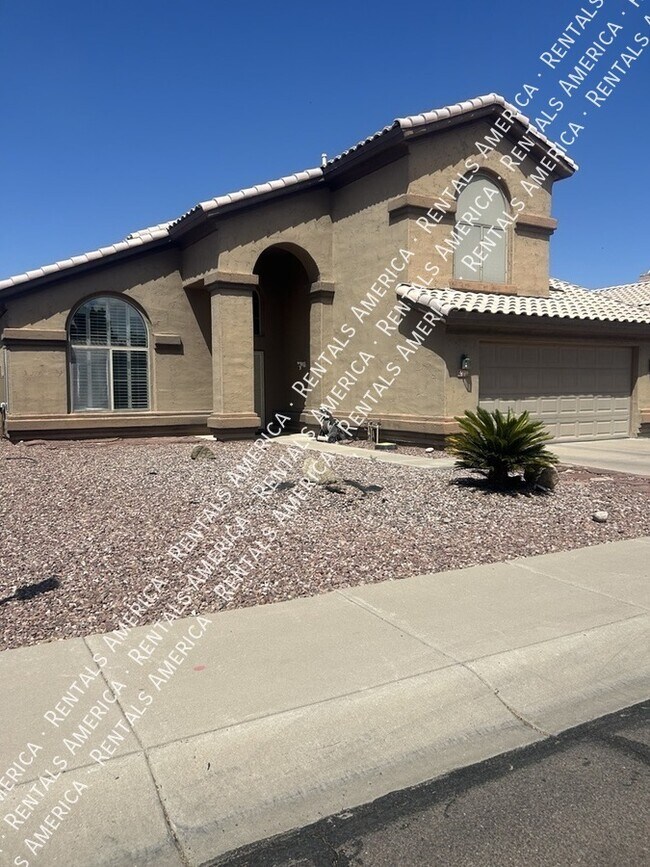 Building Photo - 4616 E Summerhaven Dr