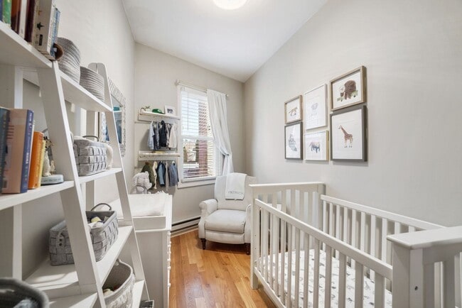 Building Photo - 2 br, 1 bath House - 138 High Street #1