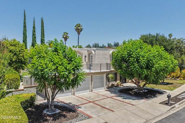Foto del edificio - 22777 Brenford St