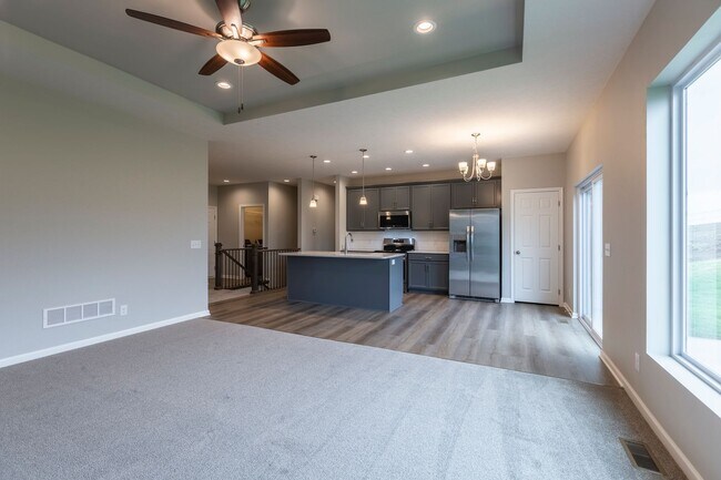 Building Photo - Luxurious New Home for Rent: Modern Amenit...
