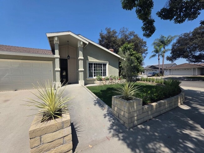 Building Photo - 12947 Arabella Pl