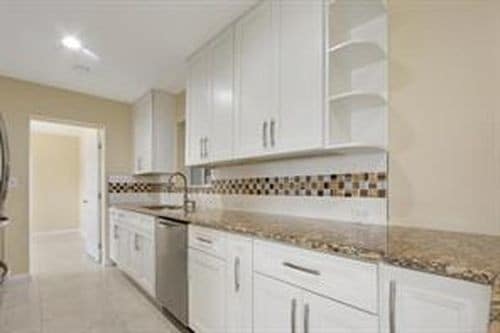 Building Photo - 1932 Ramsey Dr