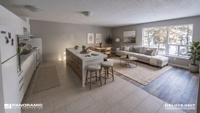 Building Photo - Nepahwin Villa