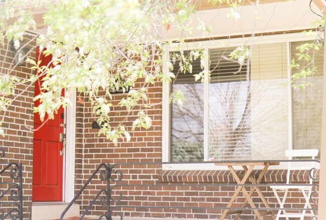 Foto del edificio - 5 Bed 3 Bath | Denver Cheery Creek | Mid-c...