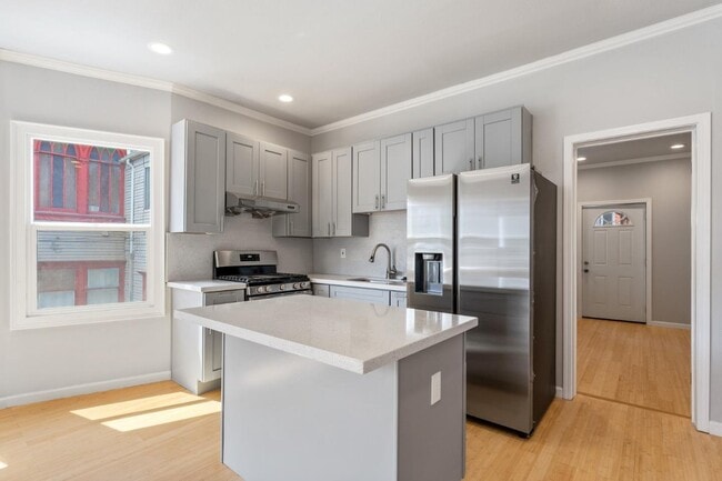 Foto del edificio - 1015 Martin Luther King Jr Way