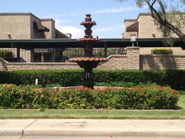 Foto del edificio - 2228 E Campbell Ave