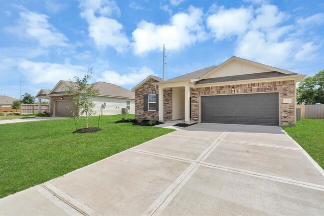 Building Photo - 6318 Highland Heights Dr
