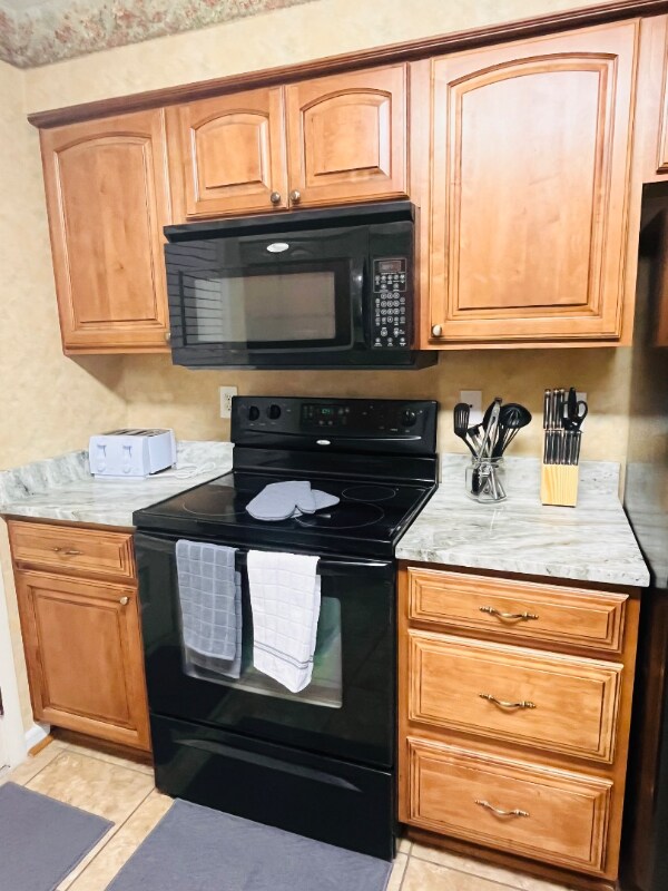 Foto del edificio - 4100 Wyndybrow Dr