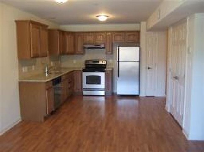 Foto del edificio - 4 Centennial Ave