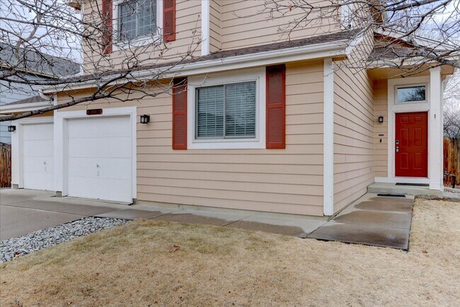 Foto del edificio - Stunning 5Bed/4Bath Home in the Heart of Erie