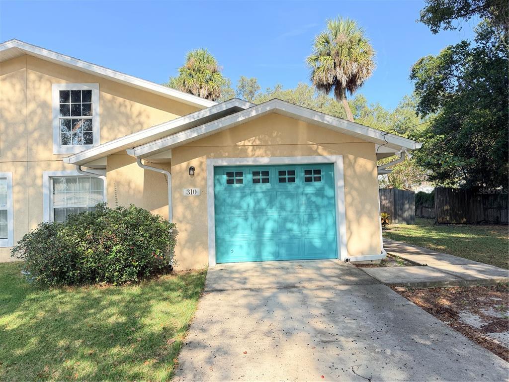 Foto principal - 310 W Berckman St