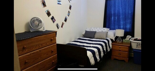 Bedroom - 650 W German St