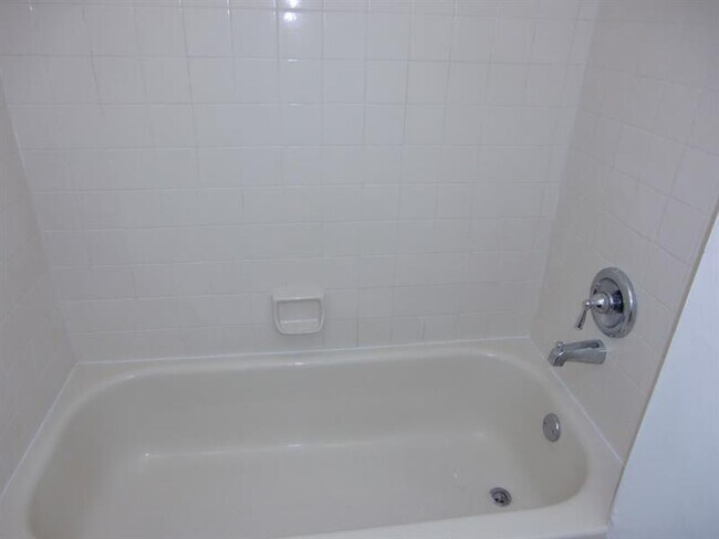 Foto del edificio - 3243 NW 104th Ave