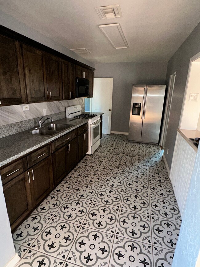Foto del edificio - 3801 Porter Ave