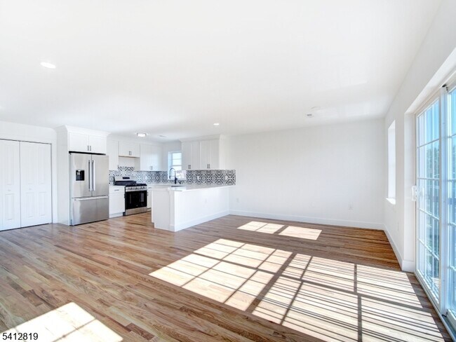 Foto del edificio - 429 Niles St