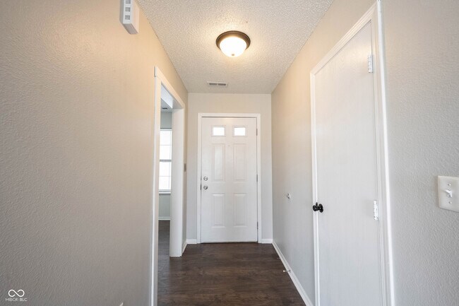 Building Photo - 1817 Austin Rd