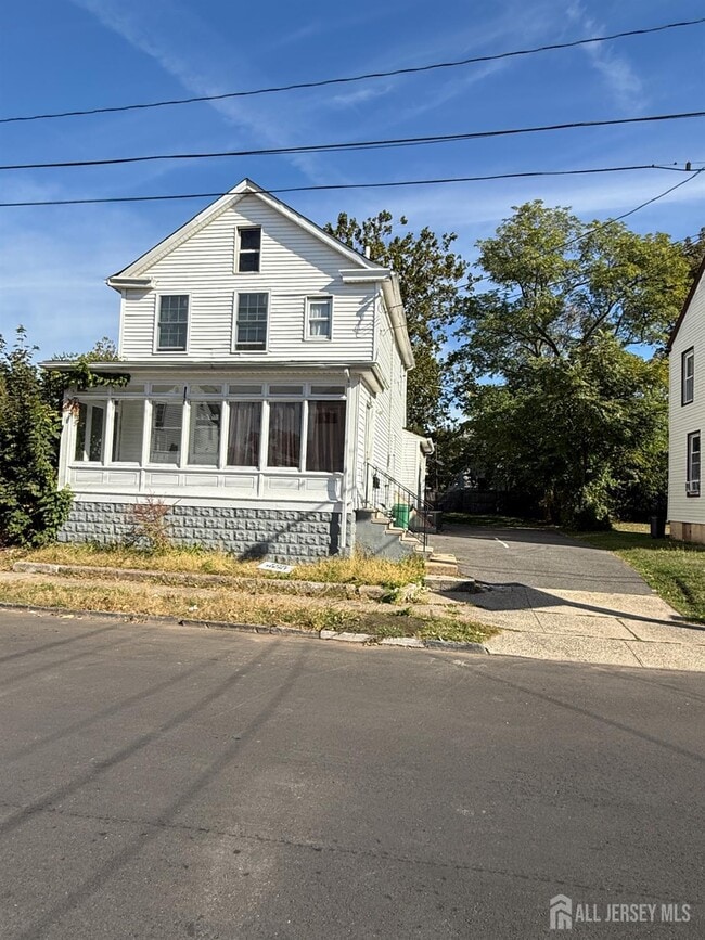 Building Photo - 280 William St