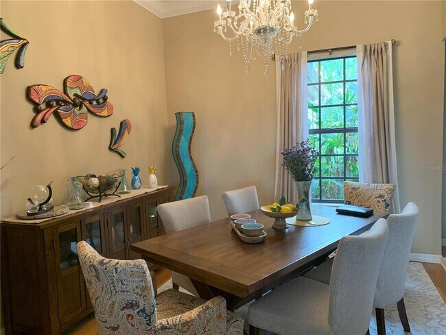 Foto del edificio - 6828 Honeysuckle Trail