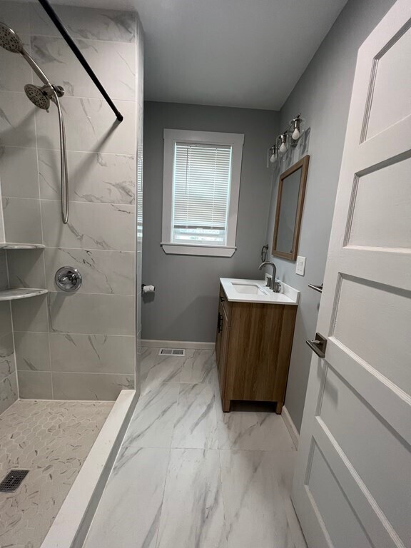 14 Bow St Unit 1, Medford, MA 02155 Condo for Rent in Medford, MA