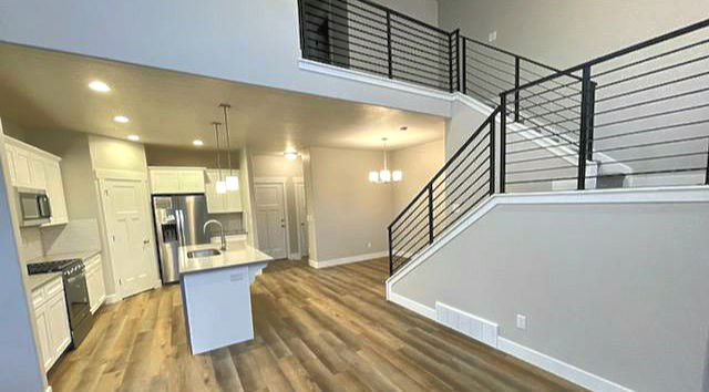 Primary Photo - 13969 S Silver Peak Ln
