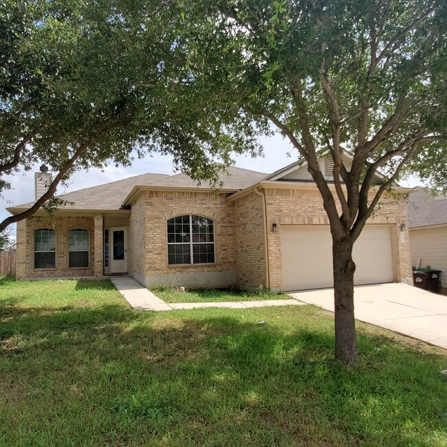 Building Photo - 6703 Foster Fields, Converse, TX. 78109