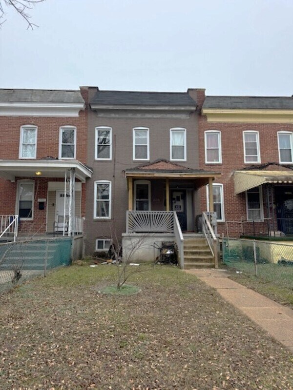 Foto del edificio - 2843 W Garrison Ave