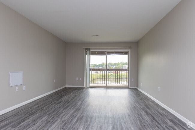 2BR, 1BA - 990SF - Sala de estar - The Wade