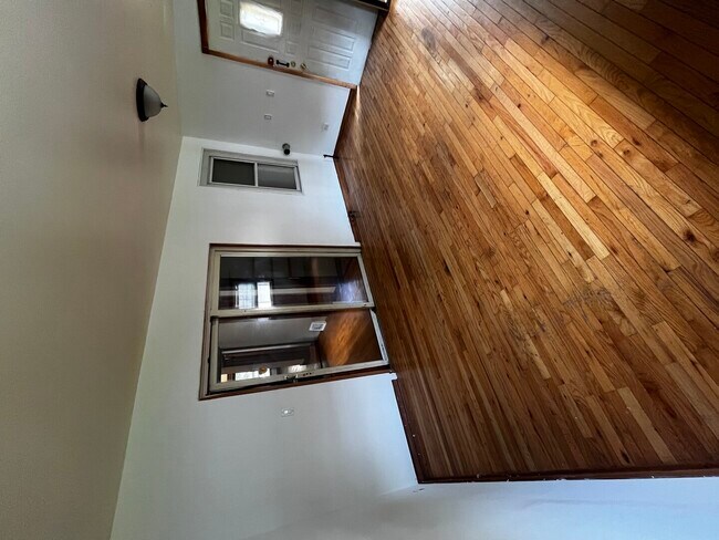Foto del edificio - 3345 W 61st Pl