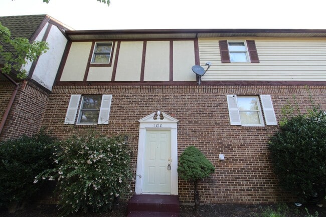 Photo - 1212 Mountain View Drive Apartment