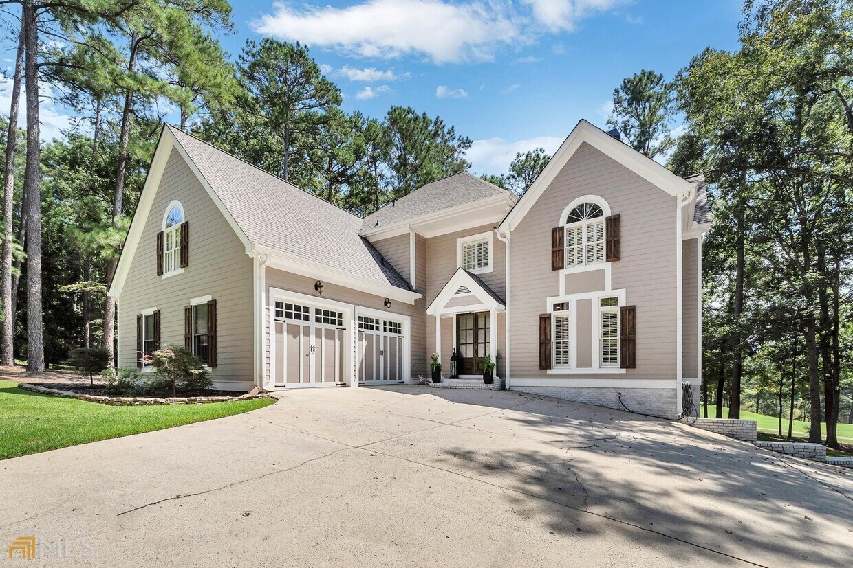 Primary Photo - 1140 Maple Ridge Way