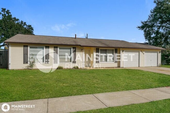 Building Photo - 3646 W Powder Horn Rd, Titusville, FL 32796