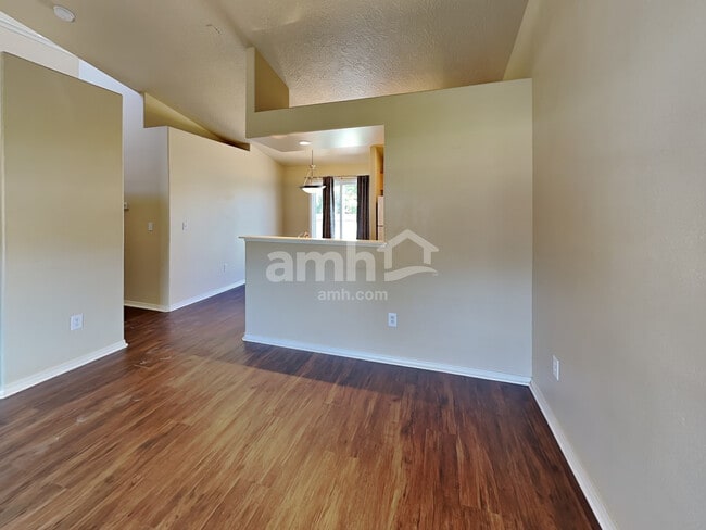 Building Photo - 19782 Amherst Ave