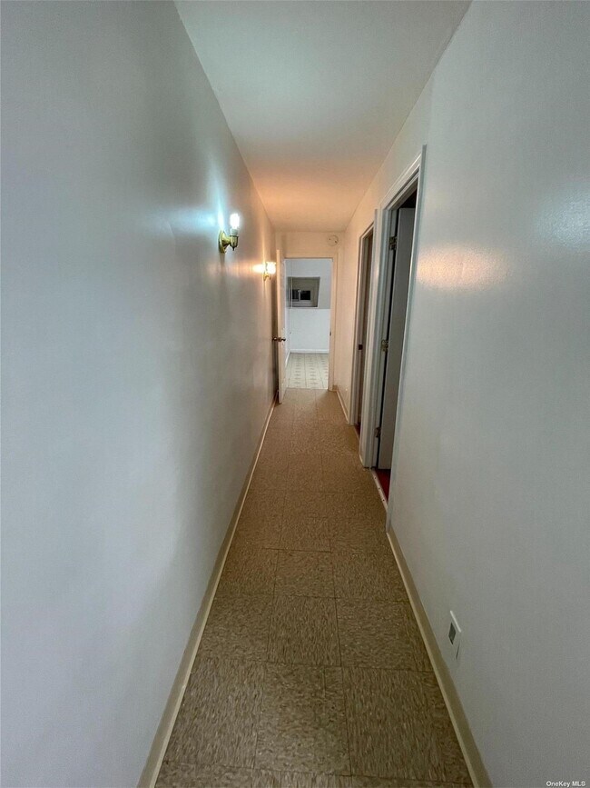 Foto del edificio - 33-27 89th St