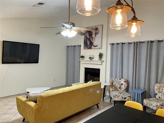 Foto del edificio - 925 Cedarland Blvd