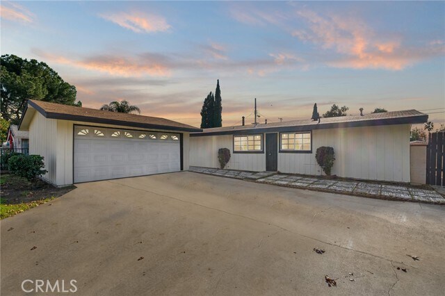 Foto principal - 13009 Jamie Ave
