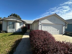 Building Photo - 596 S Gamay Ln Building Photo - 596 S Gamay Ln