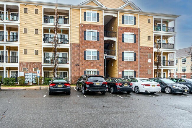 Building Photo - 545 E Celebration Way