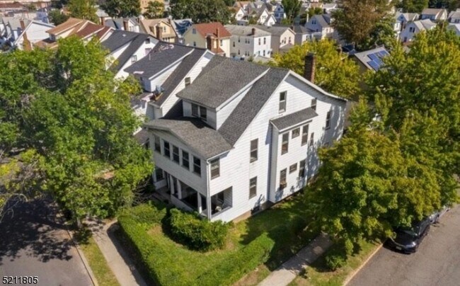 Foto del edificio - 111 Grove St