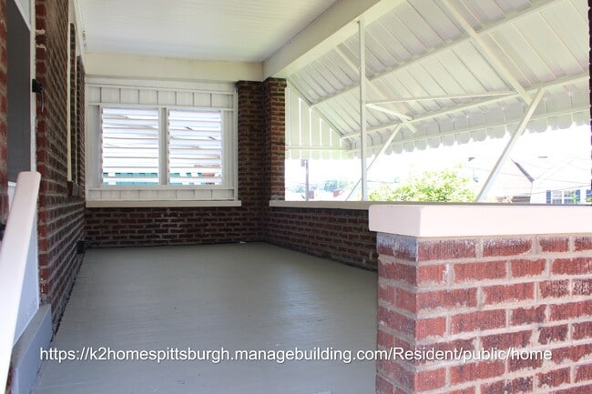 Photo - 512 Giffin Ave House