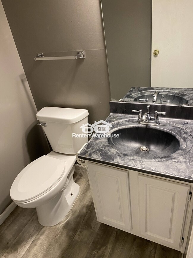 Foto del edificio - 10637 N Locust Ct
