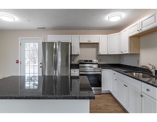 Foto del edificio - 1640 Bridge St