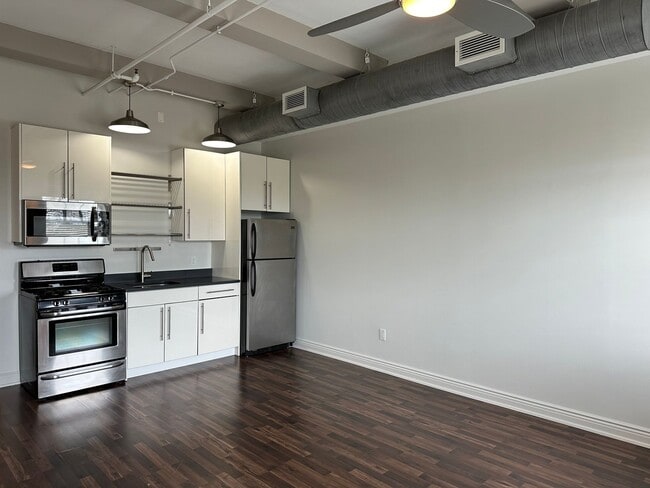 Interior Photo - 5 Shore Loft at Bay Shore