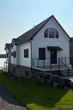 Building Photo - 14826 Hadcock Dr