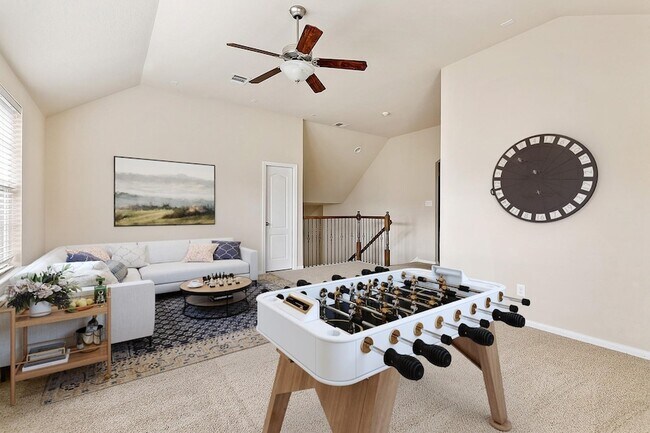 Building Photo - 26315 Cedar Pine Dr