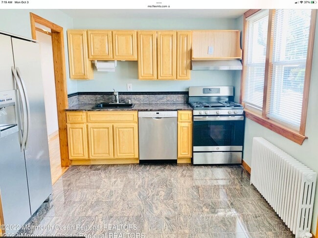 Foto del edificio - 125 7th St