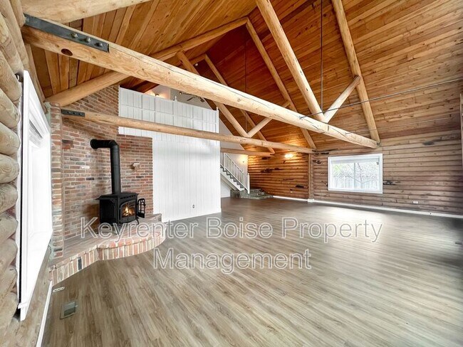Building Photo - 5600 N Pierce Park Ln