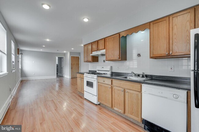 Foto del edificio - 1400 S 16th St