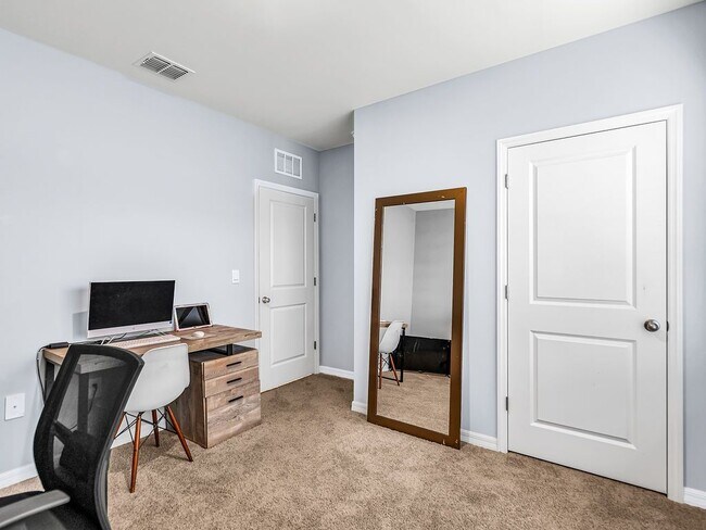 Building Photo - 1048 Adalia Terrace