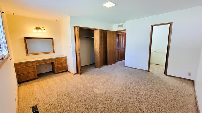 Building Photo - 3110 Tulane Pl