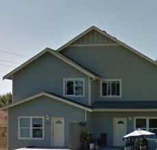Building Photo - 2609-2611 Racine St